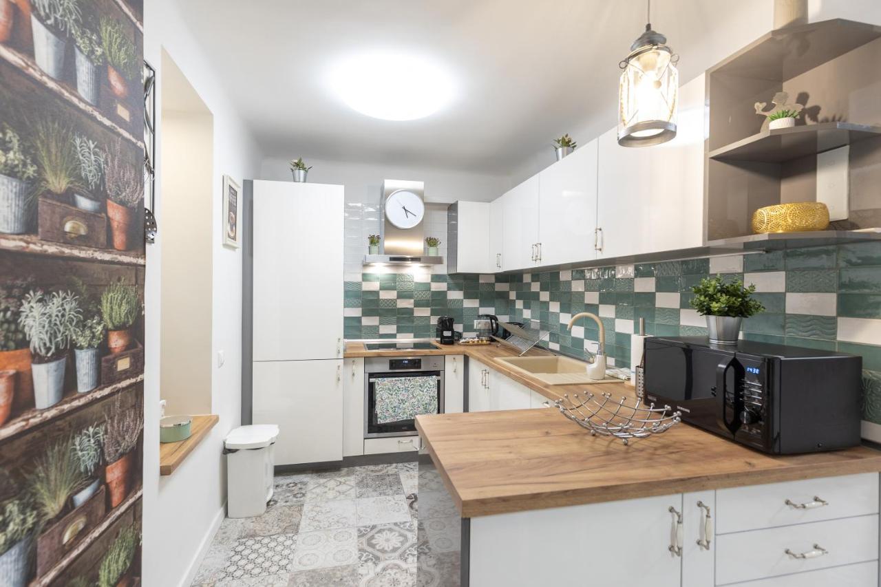 Riverside Luxury Apartment